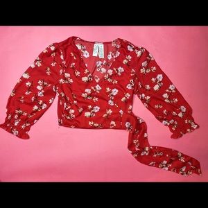 Floral print & cropped blouse, perfect condition